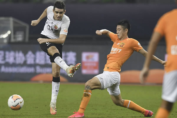 近6轮仅1胜！曼城连丢2球2-2热刺 索兰克破门引争议+蝎子摆尾扳平