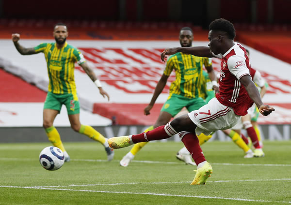 绝了！0分，又是0分！这可是勇士的首发核心