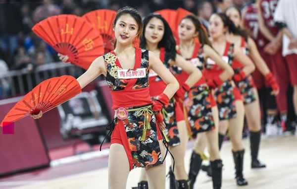 四川女篮WCBA俱乐部杯“练兵”终夺亚军